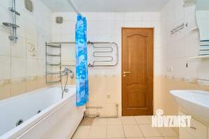3-к квартира, вторичка, 101м2, 2/5 этаж