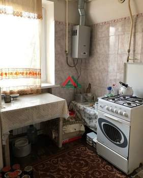 2-к квартира, вторичка, 42м2, 2/2 этаж