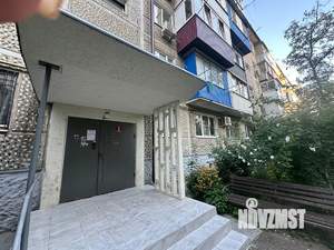 3-к квартира, вторичка, 62м2, 1/5 этаж