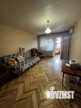 3-к квартира, вторичка, 60м2, 5/5 этаж