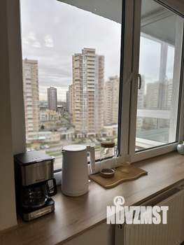 2-к квартира, вторичка, 63м2, 10/18 этаж