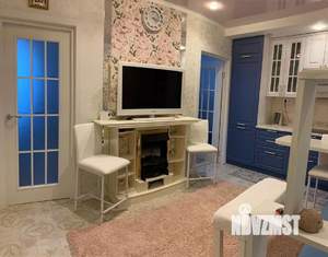 2-к квартира, вторичка, 35м2, 1/4 этаж