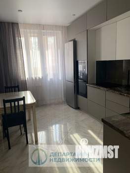 2-к квартира, вторичка, 68м2, 13/18 этаж