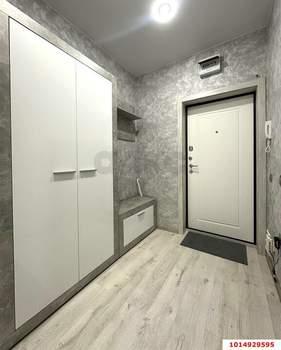 Студия квартира, вторичка, 28м2, 18/22 этаж