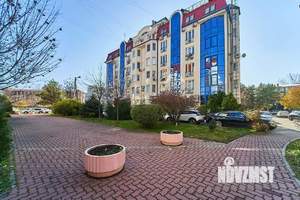 3-к квартира, вторичка, 123м2, 2/5 этаж