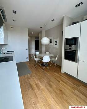 2-к квартира, вторичка, 80м2, 10/17 этаж