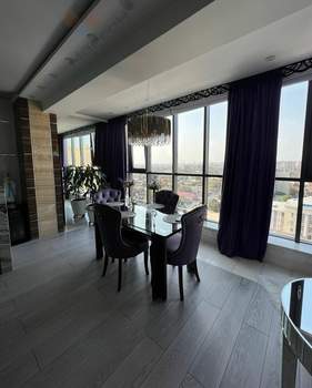 3-к квартира, вторичка, 95м2, 14/24 этаж