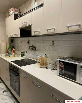 1-к квартира, вторичка, 46м2, 3/9 этаж