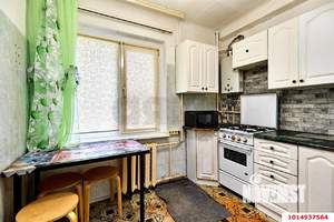 2-к квартира, вторичка, 38м2, 1/5 этаж