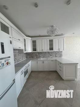 2-к квартира, вторичка, 80м2, 11/18 этаж