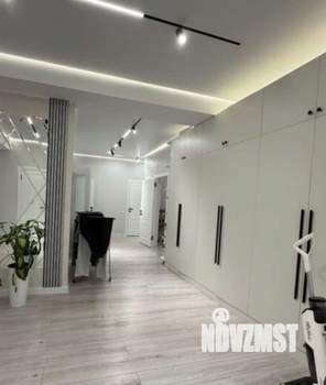 2-к квартира, вторичка, 61м2, 12/16 этаж