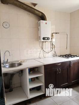 2-к квартира, вторичка, 42м2, 1/5 этаж