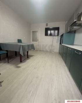 2-к квартира, вторичка, 70м2, 1/16 этаж