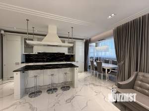 4-к квартира, вторичка, 175м2, 18/24 этаж
