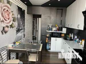 2-к квартира, вторичка, 61м2, 13/17 этаж