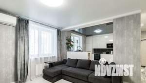 2-к квартира, вторичка, 63м2, 8/18 этаж