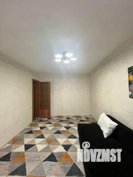 2-к квартира, вторичка, 44м2, 8/9 этаж