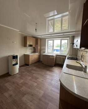 4-к квартира, вторичка, 101м2, 2/5 этаж