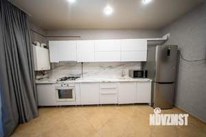 2-к квартира, вторичка, 75м2, 1/7 этаж