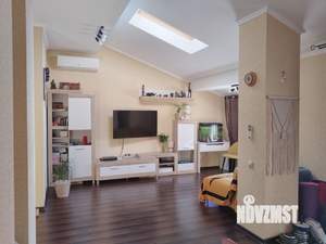 2-к квартира, вторичка, 63м2, 8/8 этаж