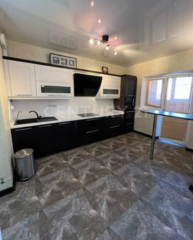 3-к квартира, вторичка, 90м2, 11/17 этаж