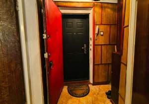 2-к квартира, вторичка, 37м2, 1/6 этаж