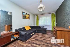 2-к квартира, вторичка, 42м2, 1/5 этаж