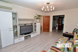 4-к квартира, вторичка, 80м2, 1/4 этаж