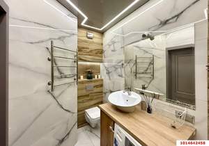 2-к квартира, вторичка, 65м2, 12/19 этаж