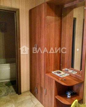 2-к квартира, вторичка, 60м2, 9/9 этаж