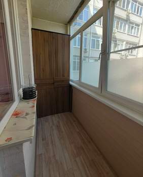 2-к квартира, вторичка, 58м2, 1/6 этаж