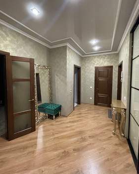 3-к квартира, вторичка, 107м2, 2/18 этаж