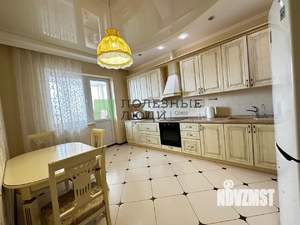 2-к квартира, вторичка, 64м2, 9/17 этаж