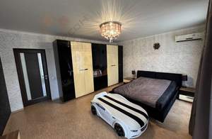 3-к квартира, вторичка, 76м2, 4/4 этаж