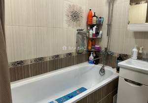 2-к квартира, вторичка, 52м2, 8/10 этаж