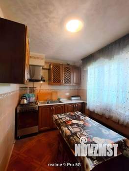 2-к квартира, вторичка, 69м2, 1/1 этаж