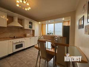 3-к квартира, вторичка, 97м2, 8/9 этаж