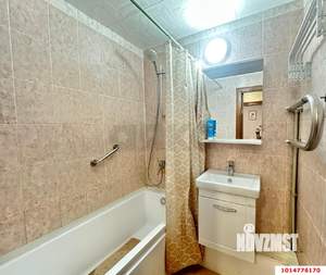 3-к квартира, вторичка, 56м2, 1/9 этаж