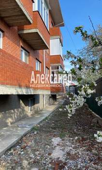 2-к квартира, вторичка, 70м2, 1/3 этаж
