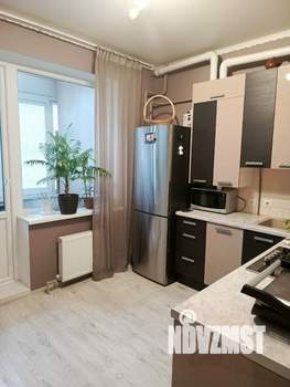 2-к квартира, вторичка, 54м2, 1/4 этаж