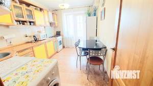 3-к квартира, вторичка, 68м2, 9/9 этаж