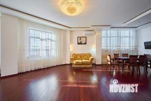 3-к квартира, вторичка, 138м2, 6/15 этаж