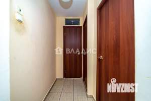 2-к квартира, вторичка, 52м2, 1/10 этаж