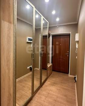 2-к квартира, вторичка, 58м2, 14/17 этаж