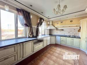 2-к квартира, вторичка, 93м2, 4/10 этаж