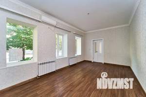 2-к квартира, вторичка, 49м2, 1/1 этаж